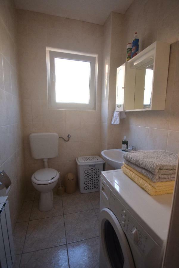 Apartman Mijo - Suhi Potok Jesenice  Exterior photo